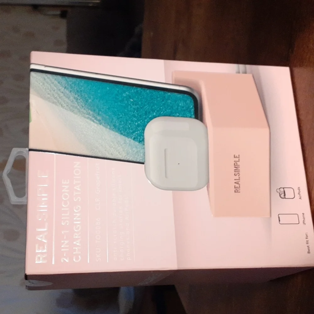 Argento SC Real Simple 2-in-1 Silicone Charging Station In Grapefruit